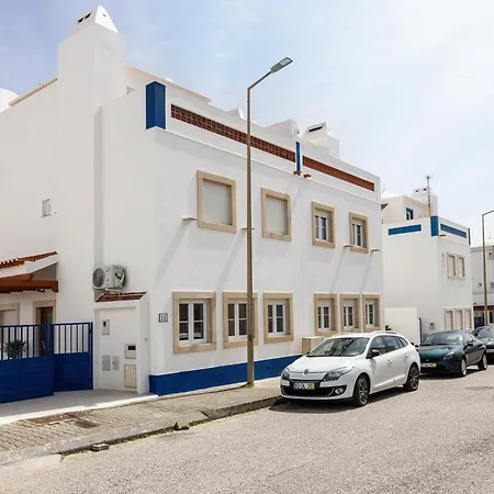 فيلة Casa Da Shaka Baleal *